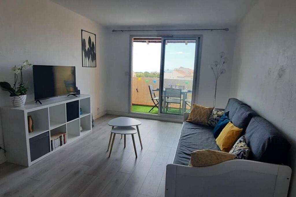 Superbe Appartement Avec Balcon Vue Mer ! Carqueiranne Exterior photo
